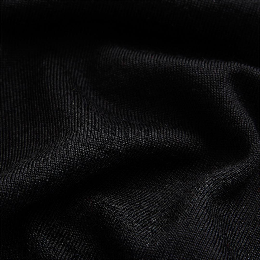 Venetie V-Neck Black-Zavoli-Phrase
