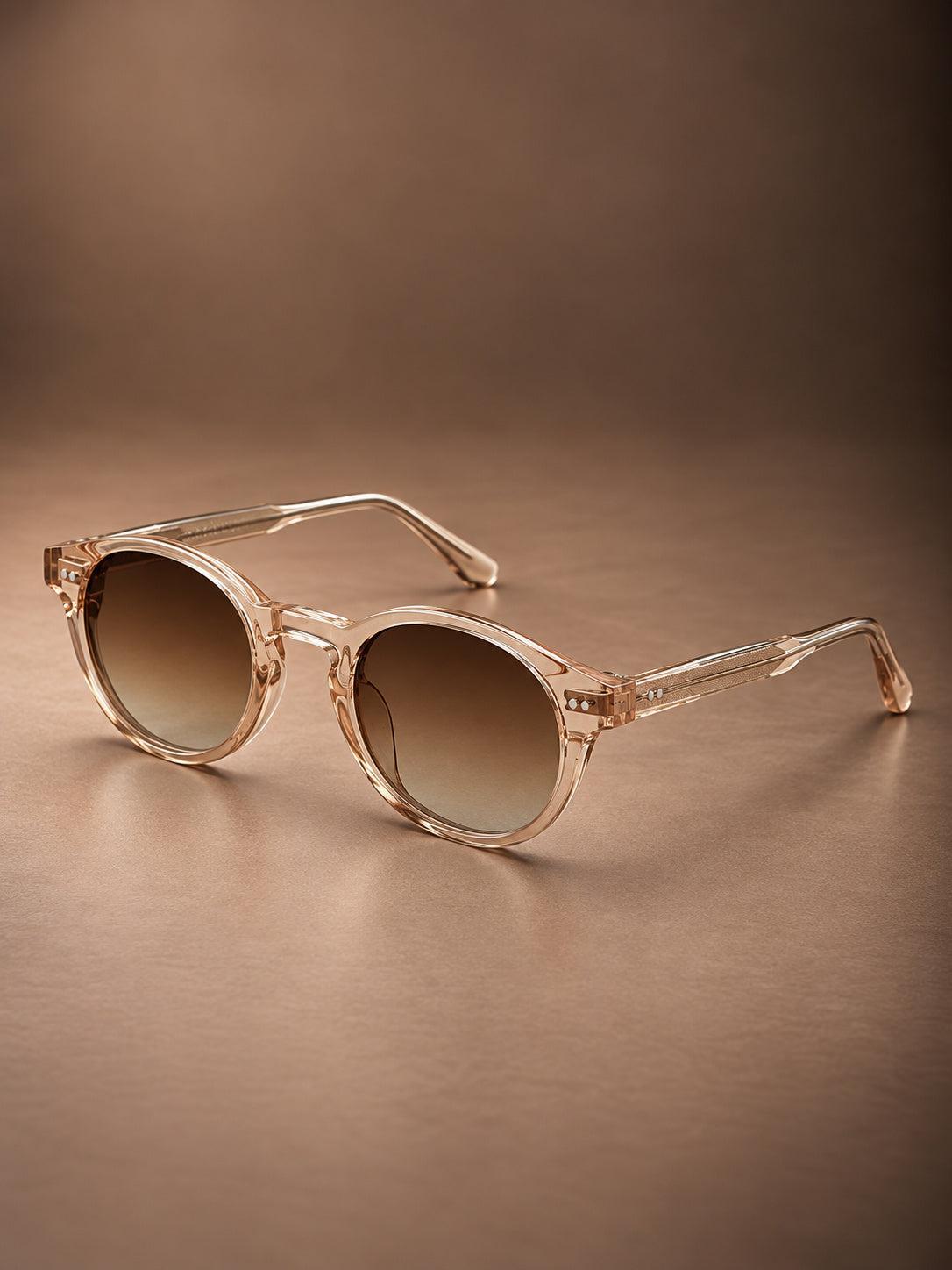 03 Sunglasses Ecru