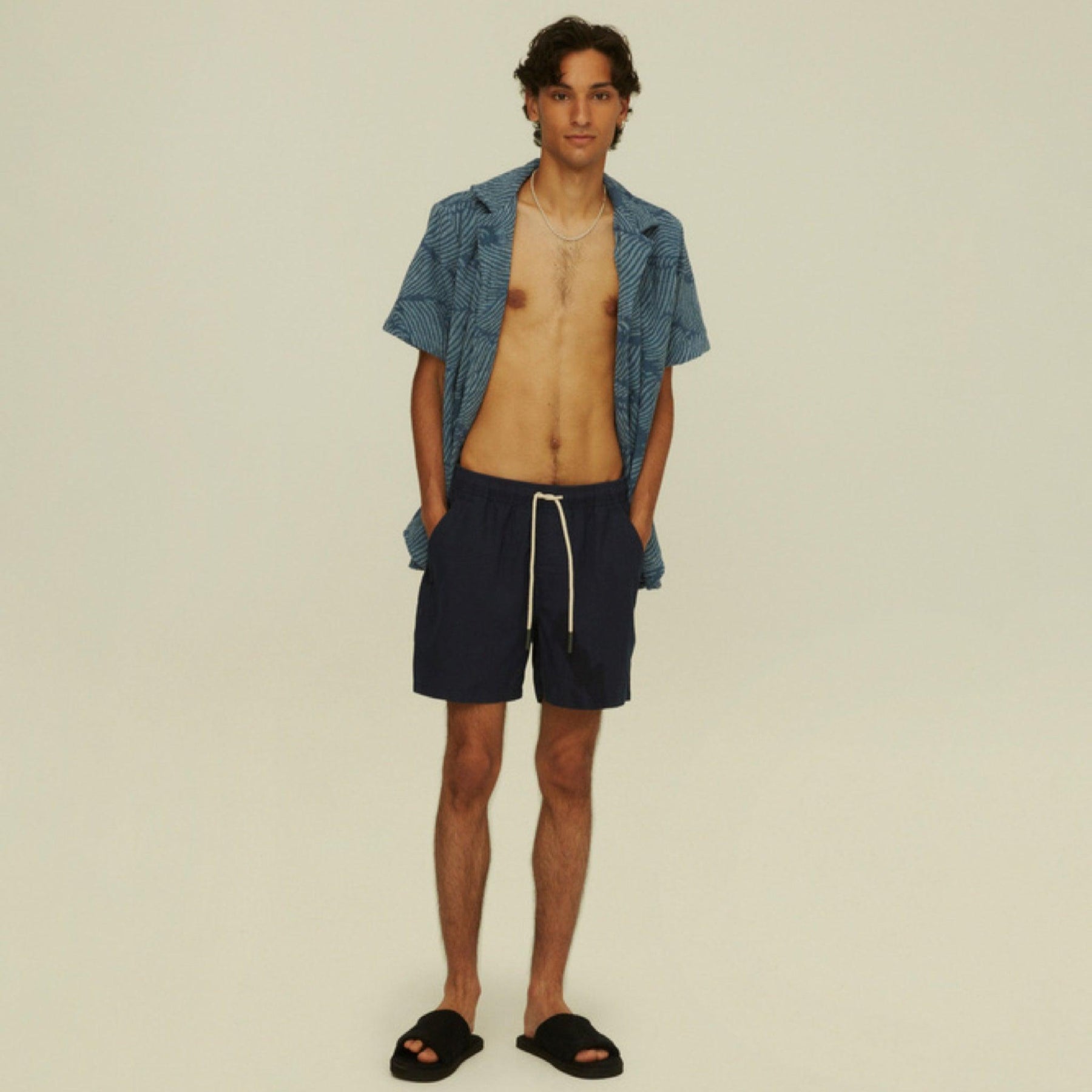 Linen Shorts Navy
