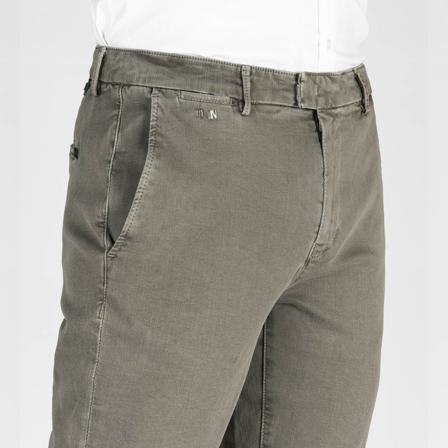 Luis Stretch Gabardine Chino Aloe