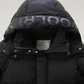 Aurora Long Parka Black-Jakke-Woolrich-phrase3