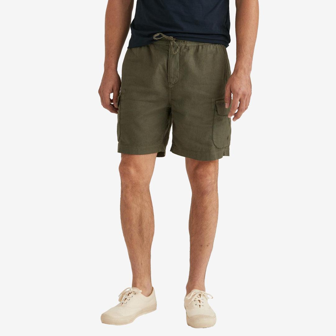 Cargo Linen Shorts Olive-Shortser-Morris Stockholm-phrase3