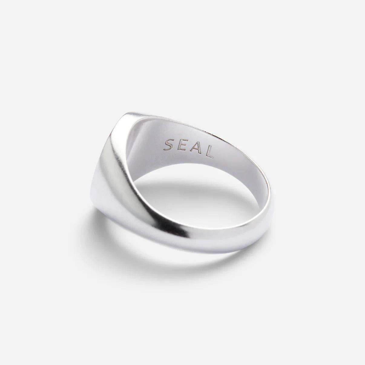 Round Silver Signet Ring-Ringer-Seal Jewelry-phrase3