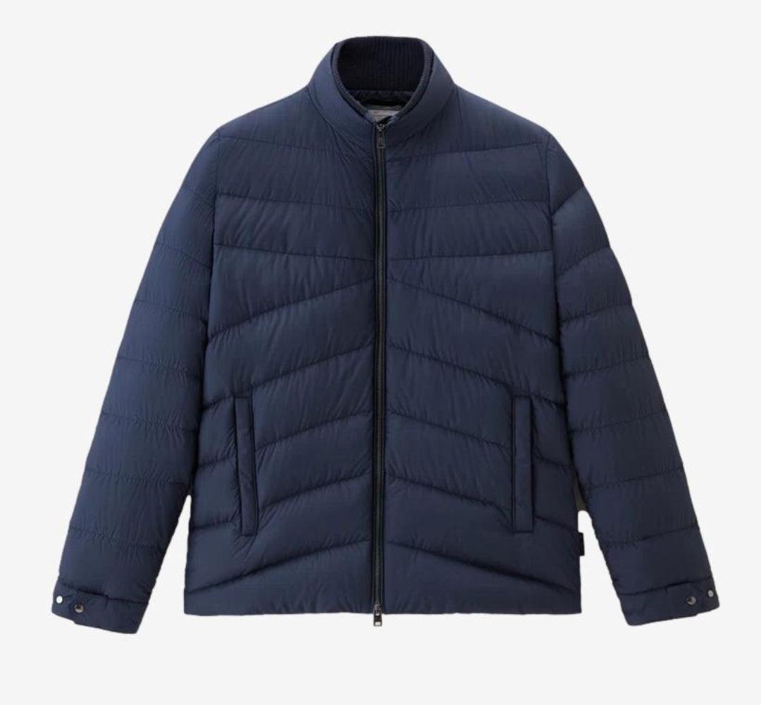 Sundance Lightweight Down Jacket Blue-Jakke-Woolrich-phrase3