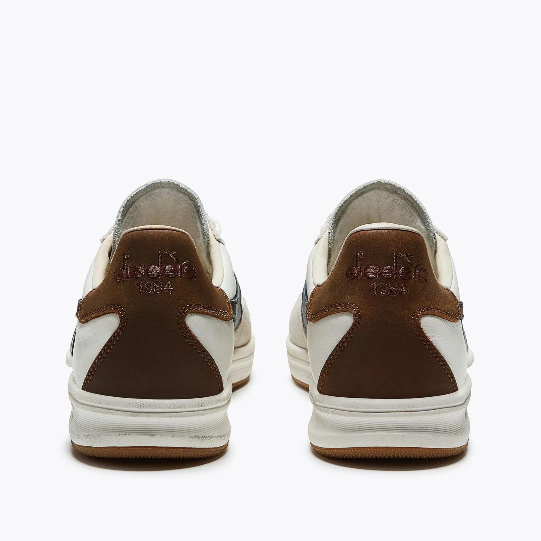 B. Elite Sporty White/Blue Denim