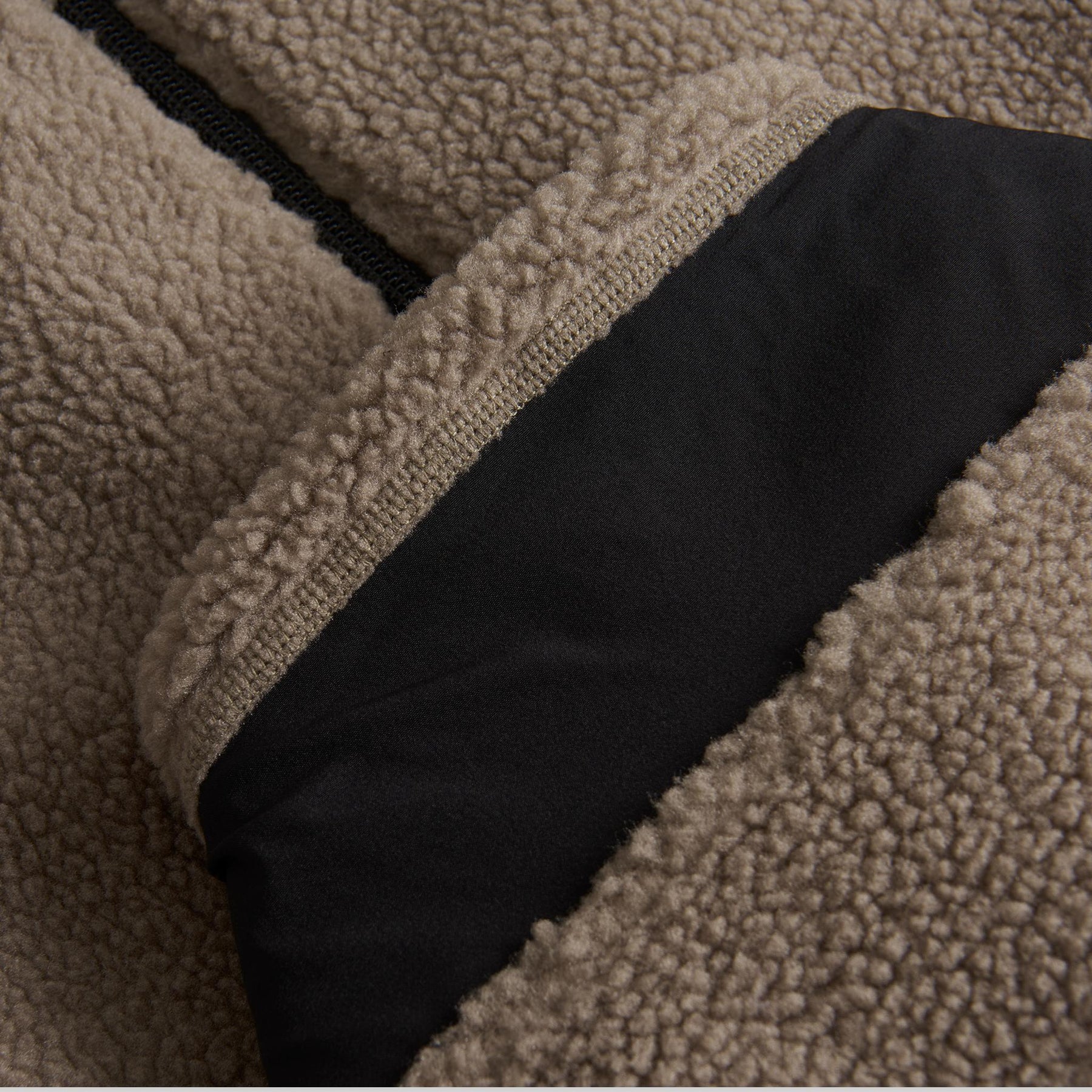 Bowman Pile Zip Vest Sand
