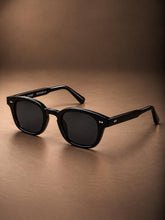 02 Sunglasses Black