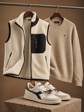 Antrekk: Fleecevest, merinogenser & sneakers