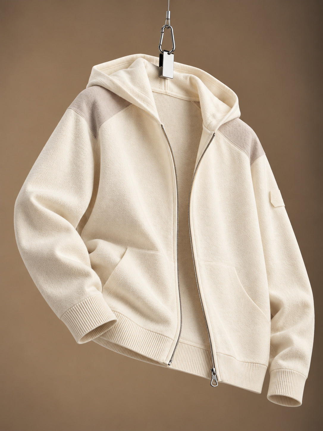 Spine Knitted Merino Zip Hood Offwhite
